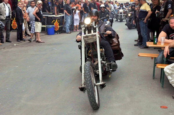 Harley PartyII 2010   076.jpg
